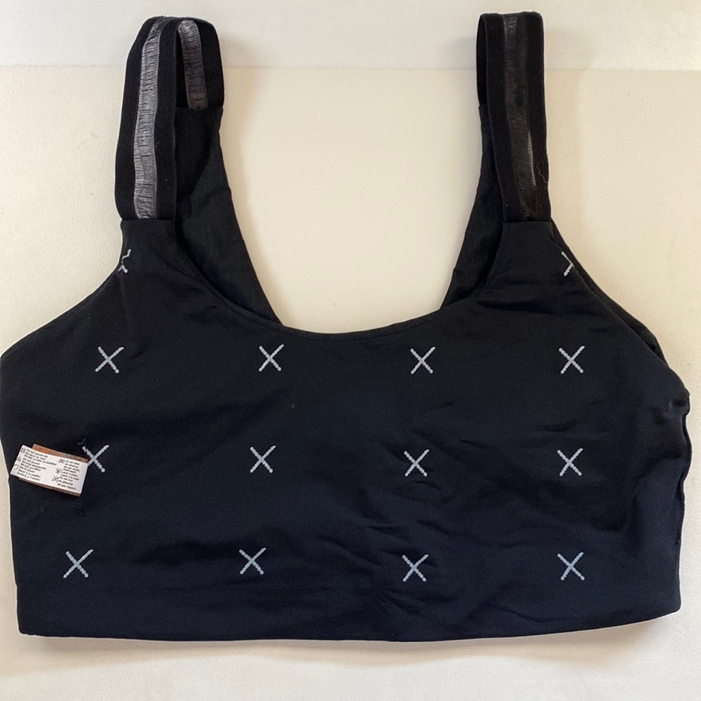 ✨MAAJI REVERSIBLE SPORTS BRA - M